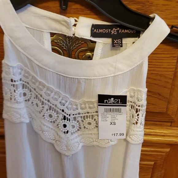 Brand new top - Picture 4 of 6